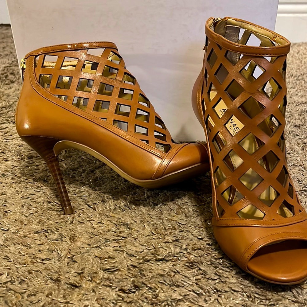 Michael Kors heels✨